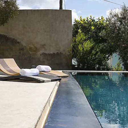 Sleeps 13 Pool Wifi Santo Isidoro
